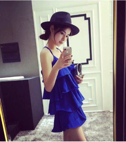 Κυρίες φόρεμα του καλοκαιριού: ροζ, μπλε