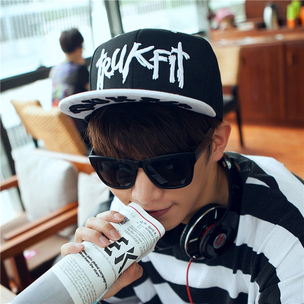 Αντρικά καπέλα κατάλληλο για τη καθημερινή ζωή - 24 μοντέλα