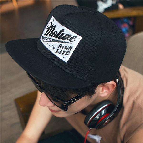 Αντρικά καπέλα κατάλληλο για τη καθημερινή ζωή - 24 μοντέλα