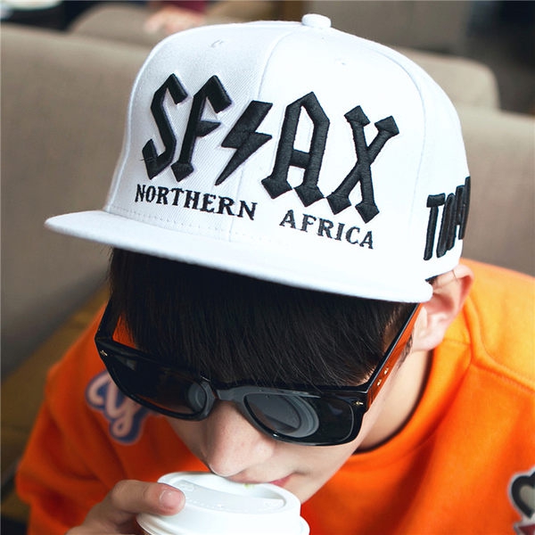 Αντρικά καπέλα κατάλληλο για τη καθημερινή ζωή - 24 μοντέλα