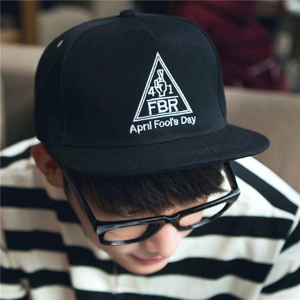 Αντρικά καπέλα κατάλληλο για τη καθημερινή ζωή - 24 μοντέλα