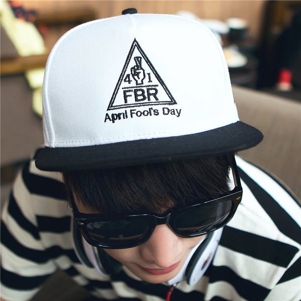 Αντρικά καπέλα κατάλληλο για τη καθημερινή ζωή - 24 μοντέλα