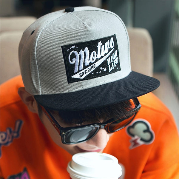 Αντρικά καπέλα κατάλληλο για τη καθημερινή ζωή - 24 μοντέλα