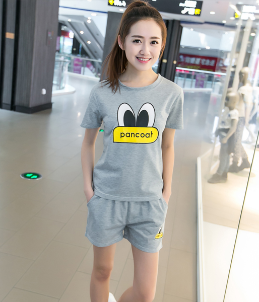 Дамски летен комплект в различни цветове - с къси панталонки и къс ръкав