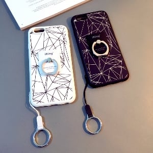 Протектор за телефон с пръстен в бял и черен цвят подходящ за iPhone6/6S, iPhone6/6S plus и iPhone5/5S