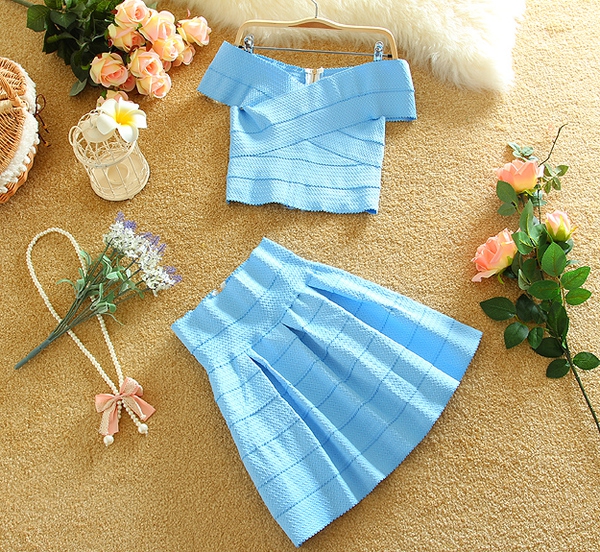 Οι γυναίκες μπουστάκι καλοκαίρι κοστούμι και φούστα