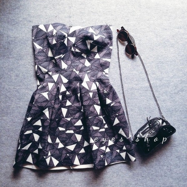 Дамски рокли в пъстри цветове