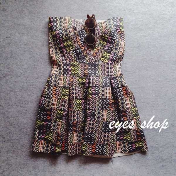 Дамски рокли в пъстри цветове