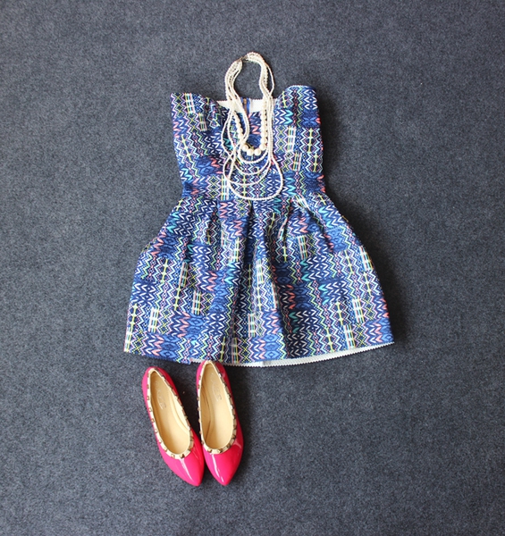 Дамски рокли в пъстри цветове