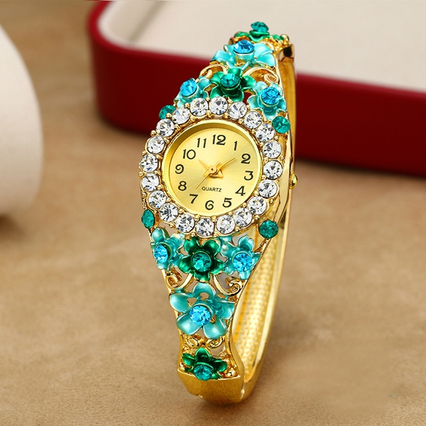 Дамски часовник тип гривна 4 модела