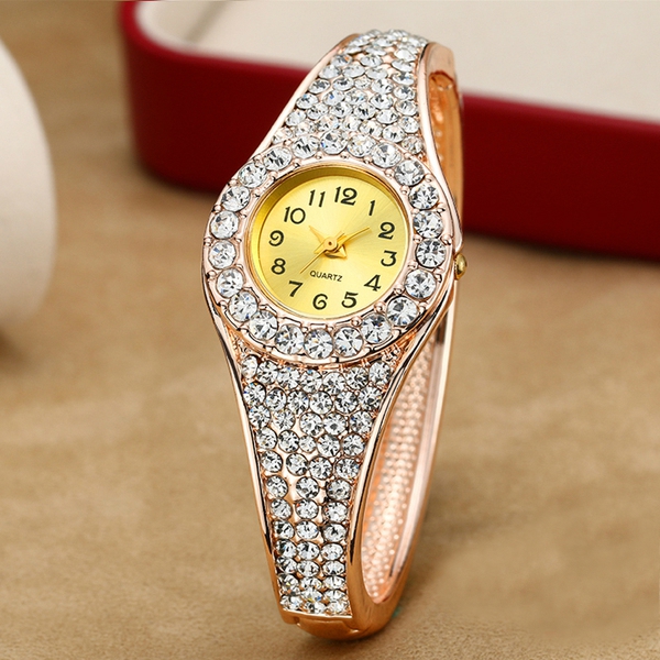 Дамски часовник тип гривна 4 модела