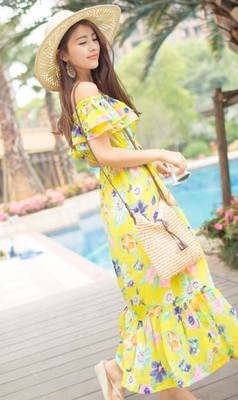 Дамска шифонена рокля на цветя