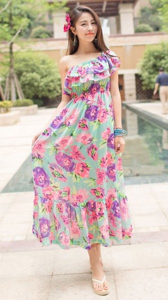 Дамска шифонена рокля на цветя