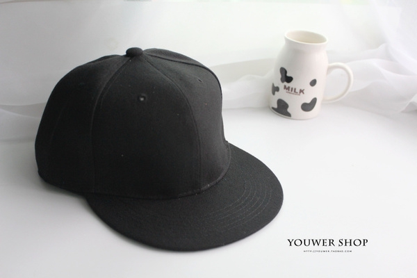 Ежедневни шапки за жени и мъже в много различни цветове - 12 модела