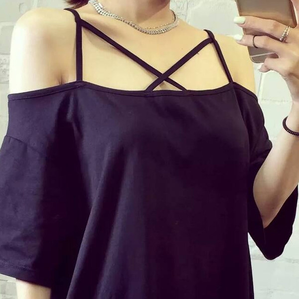 Дамска лятна рокля с паднал ръкав