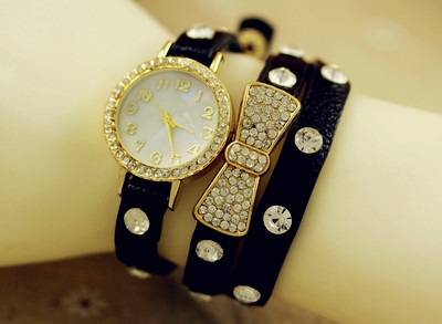 Дамски часовник тип гривна 24 модела