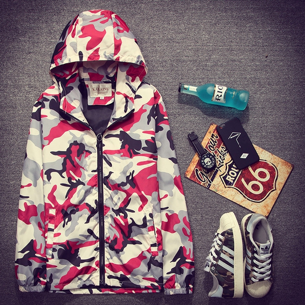 Мъжки и дамски камуфлажни якета с качулка  - 11 модела