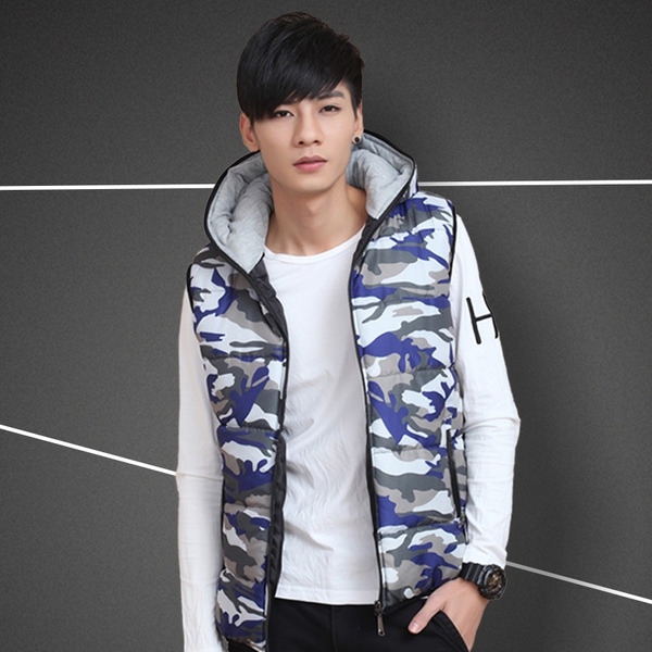 Мъжки камуфлажни елеци с качулка - 3 модела 