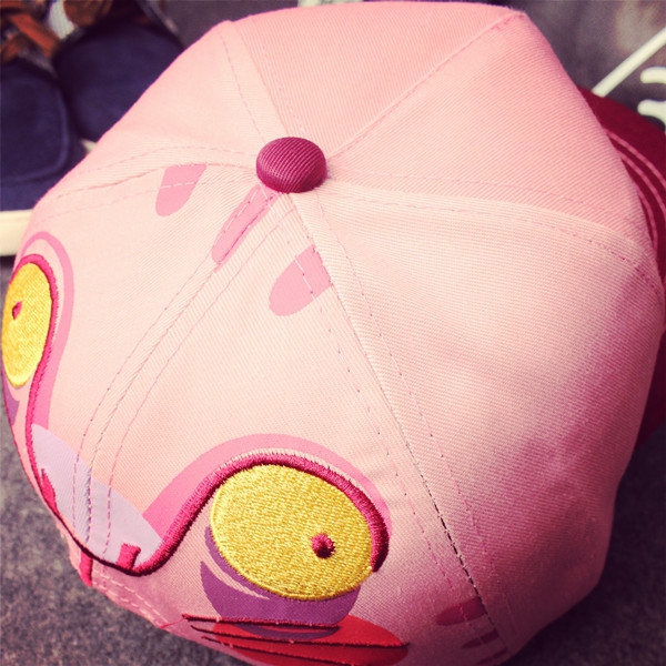 Καπέλα εικόνα μιας τίγρης σε μπλε, λευκό, μαύρο και ροζ