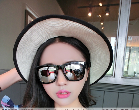 Светлоотразителни слънчеви очила