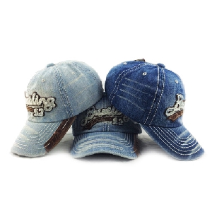 Дамски дънкови шапки в син цвят - 3 модела