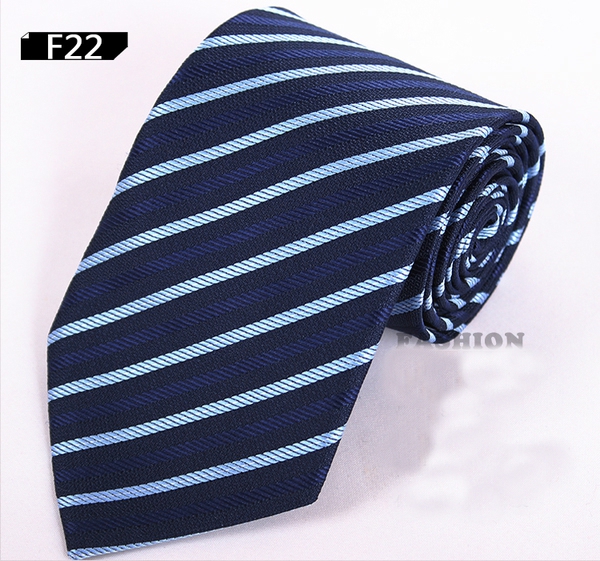 Раирани мъжки вратовръзки - 18 модела 