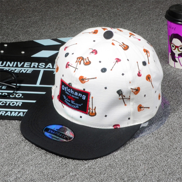 Дамски шапки в стил ърбан - 18 модела