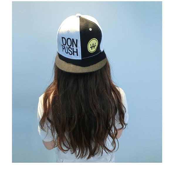 Дамски шапки в стил ърбан - 18 модела