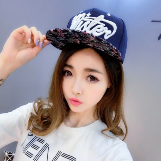 Дамски шапки в стил ърбан - 22 модела