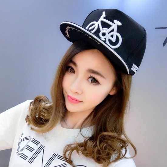 Дамски шапки в стил ърбан - 22 модела