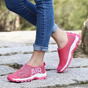 Дамски и мъжки обувки за бягане - мрежести в няколко цвята и с дишаща функция - пролет, лято и есен