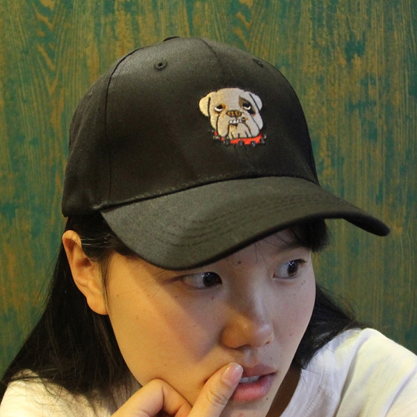 Ежедневни дамски шапки в много различни цветове - 19 модела