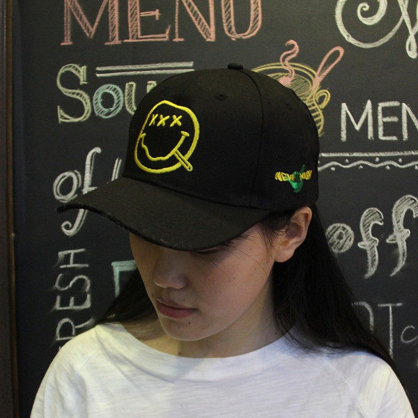 Ежедневни дамски шапки в много различни цветове - 19 модела