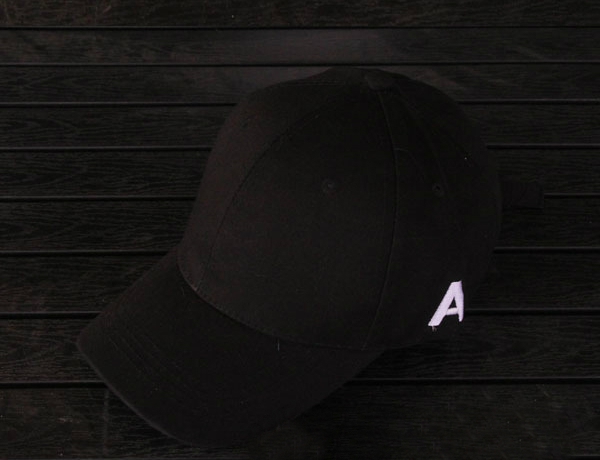 Καπέλα Casual κυρίες σε πολλά διαφορετικά χρώματα - 21 μοντέλα