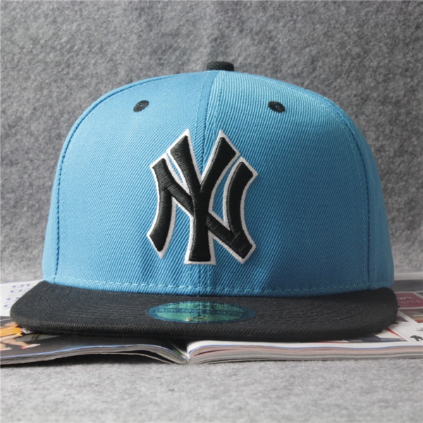 Καπέλα  αστικές στυλ κατάλληλο για άνδρες και γυναίκες - 16 μοντέλα