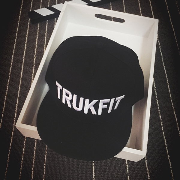 Καπέλα στο αστικό ύφος - 4 μοντέλα