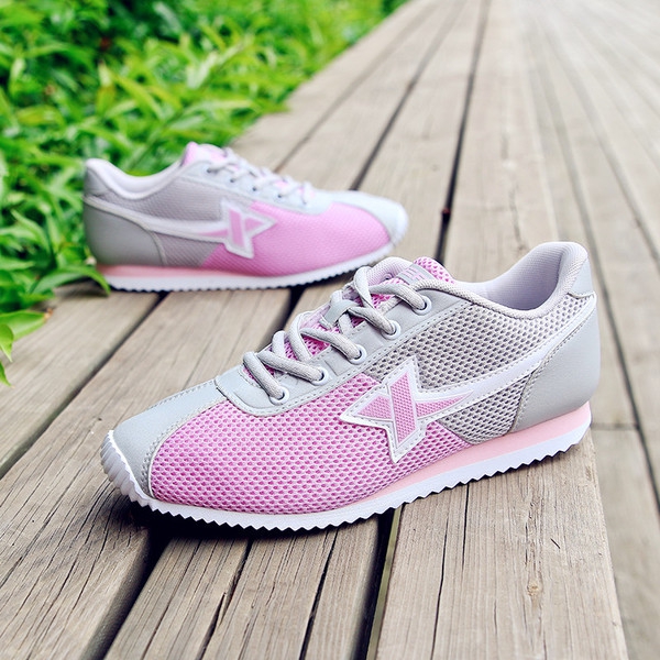 Дамски мрежести обувки - 3 различни модела подходящи за спорт, бягане и разходки