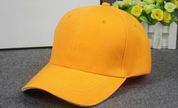 Καθημερινές καπέλα για τους άνδρες και τις γυναίκες - 15 μοντέλα σε πολλά διαφορετικά χρώματα