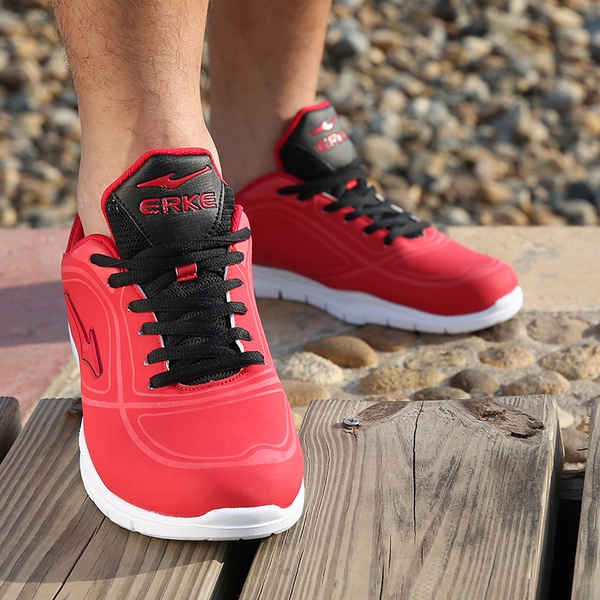 Мъжки спортни обувки за бягане - три топ модела 