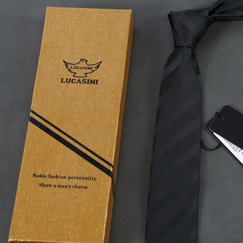 Πολύχρωμα ριγέ γραβάτες για τους άνδρες - 19 μοντέλα