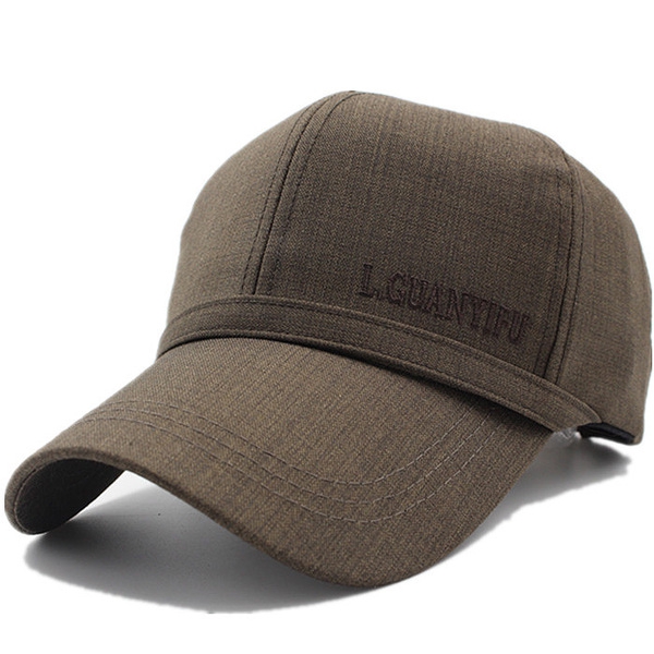 Мъжки ежедневни шапки в сив,кафяв и черен цвят