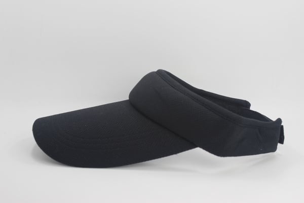 Καπέλα για τους άνδρες και τις γυναίκες σε πορτοκαλί, άσπρο, κόκκινο, μαύρο και ροζ