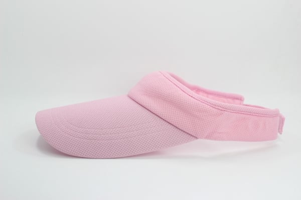 Καπέλα για τους άνδρες και τις γυναίκες σε πορτοκαλί, άσπρο, κόκκινο, μαύρο και ροζ