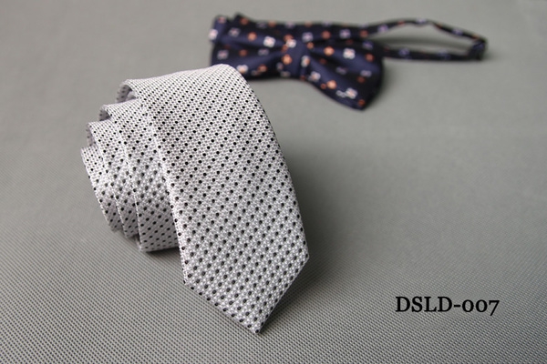 Γραβάτες των ανδρών  μεταξοτά - 5 εκατοστά - 19 μοντέλα