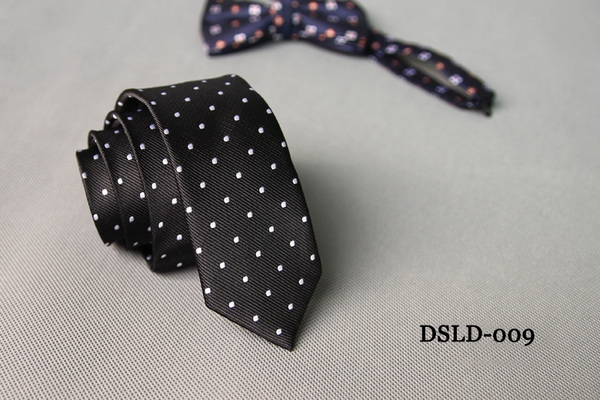 Γραβάτες των ανδρών  μεταξοτά - 5 εκατοστά - 19 μοντέλα