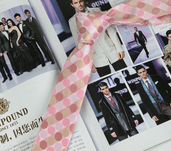 Ανδρικά καρό γραβάτα - 16 μοντέλα