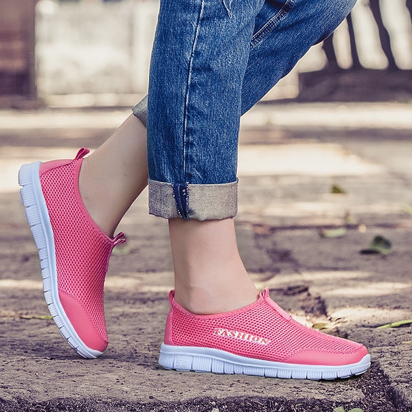 Обувки за бягане - дамски и мъжки модели - мрежести и ветропроветриви