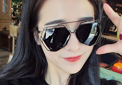 Ηλιακή πολυγωνικό γυαλιά: 4 χρώματα