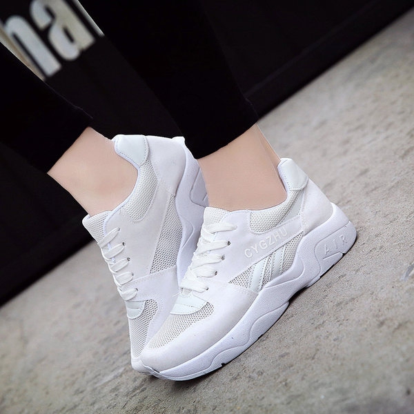 Дамски пролетно-летни и есенни обувки за тичане, бягане и лек спорт - модели в сив, бял и черен цвят