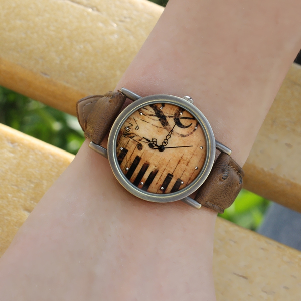 Γυναικεία ρολόγια 3 μοντέλα 3 χρώματα